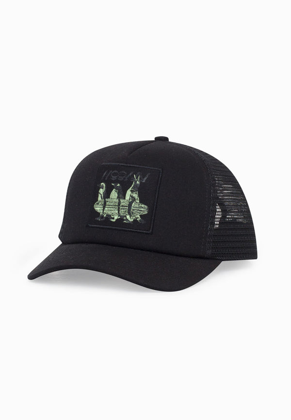 SURFING PENGUIN TRUCKER BLACK CAP