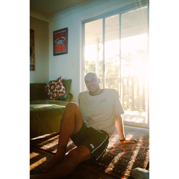 Moskav Les Sardines Light Brown RInger Tee